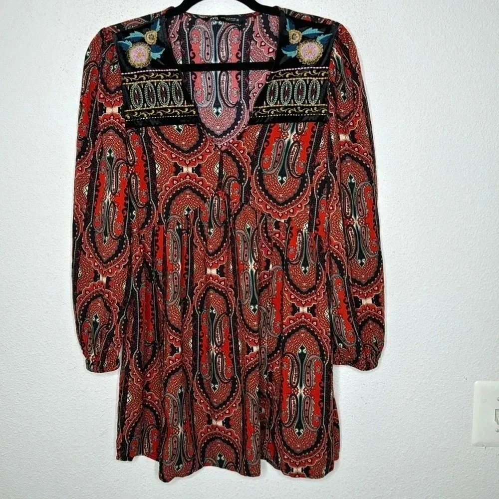 Zara red paisley mini babydoll gypsy dress size medium - Picture 2 of 5